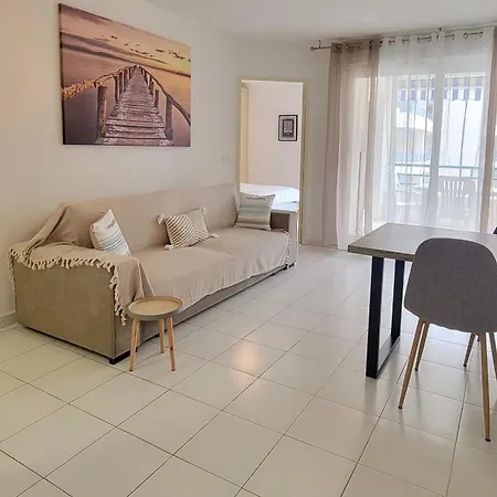 Charming T2 With Pool And Balcony In Apartment Frejus